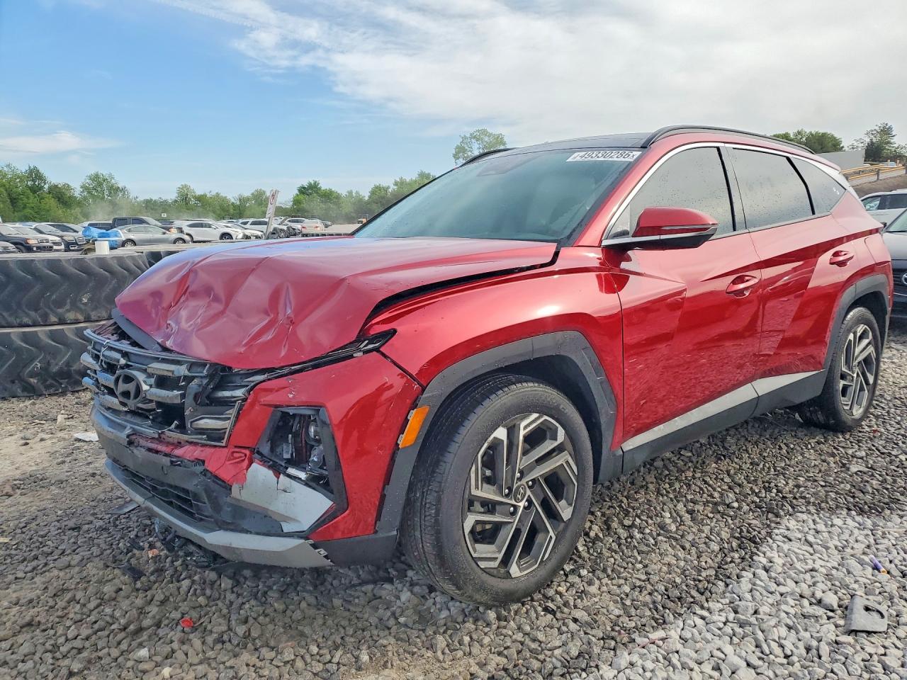 Salvage Hyundai TUCSON Image