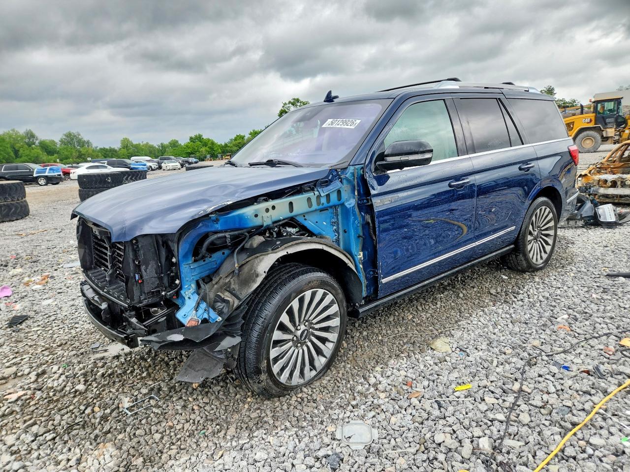 Salvage Lincoln Navigator Image