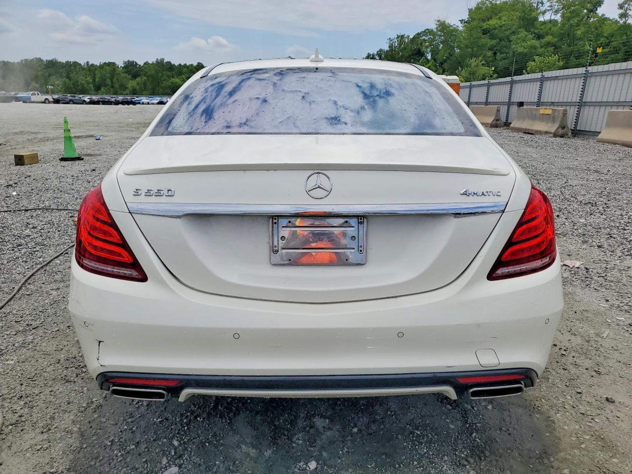 Mercedes-Benz S-Class 550 4matic