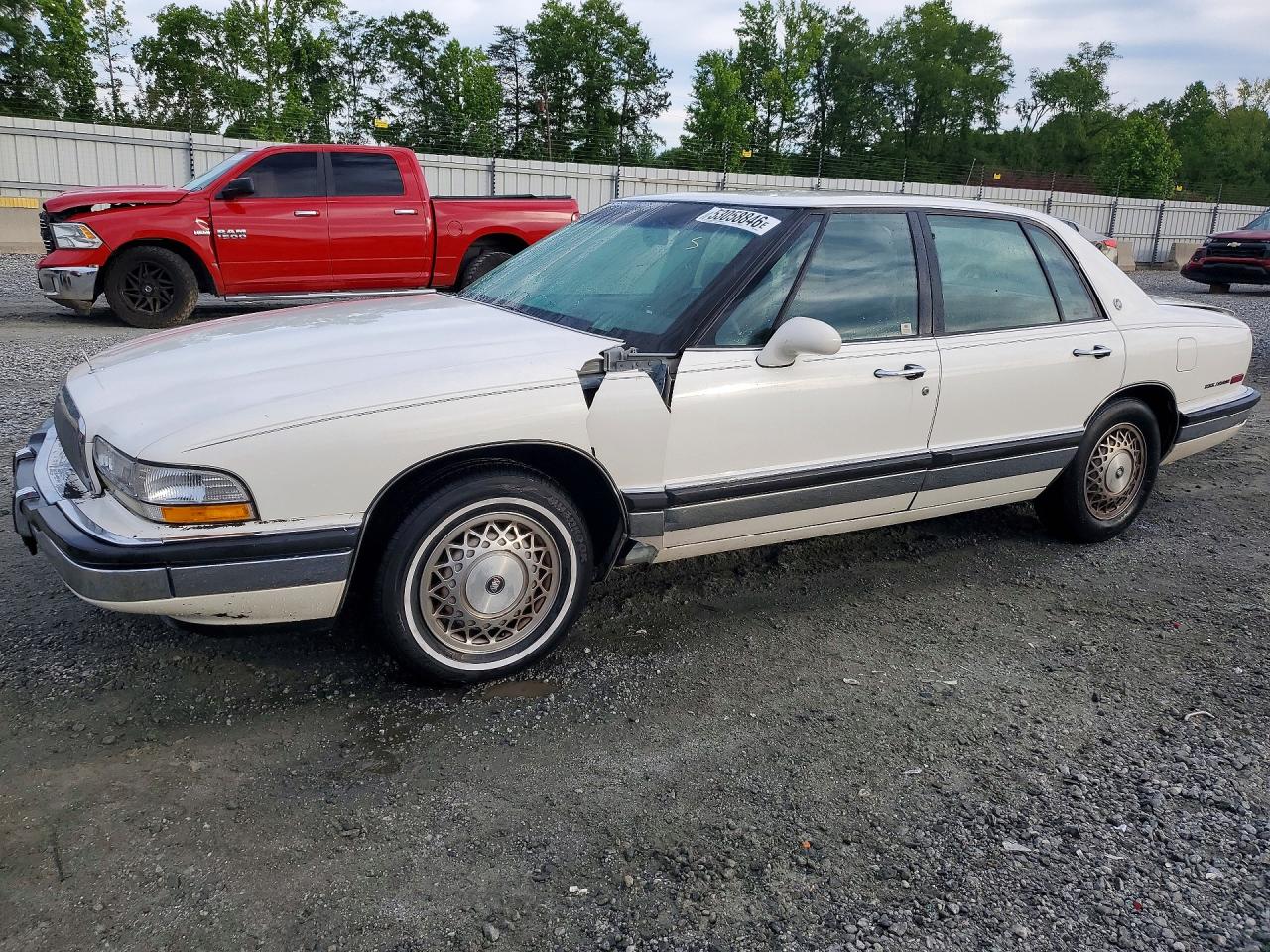 Salvage Buick Park Ave Image