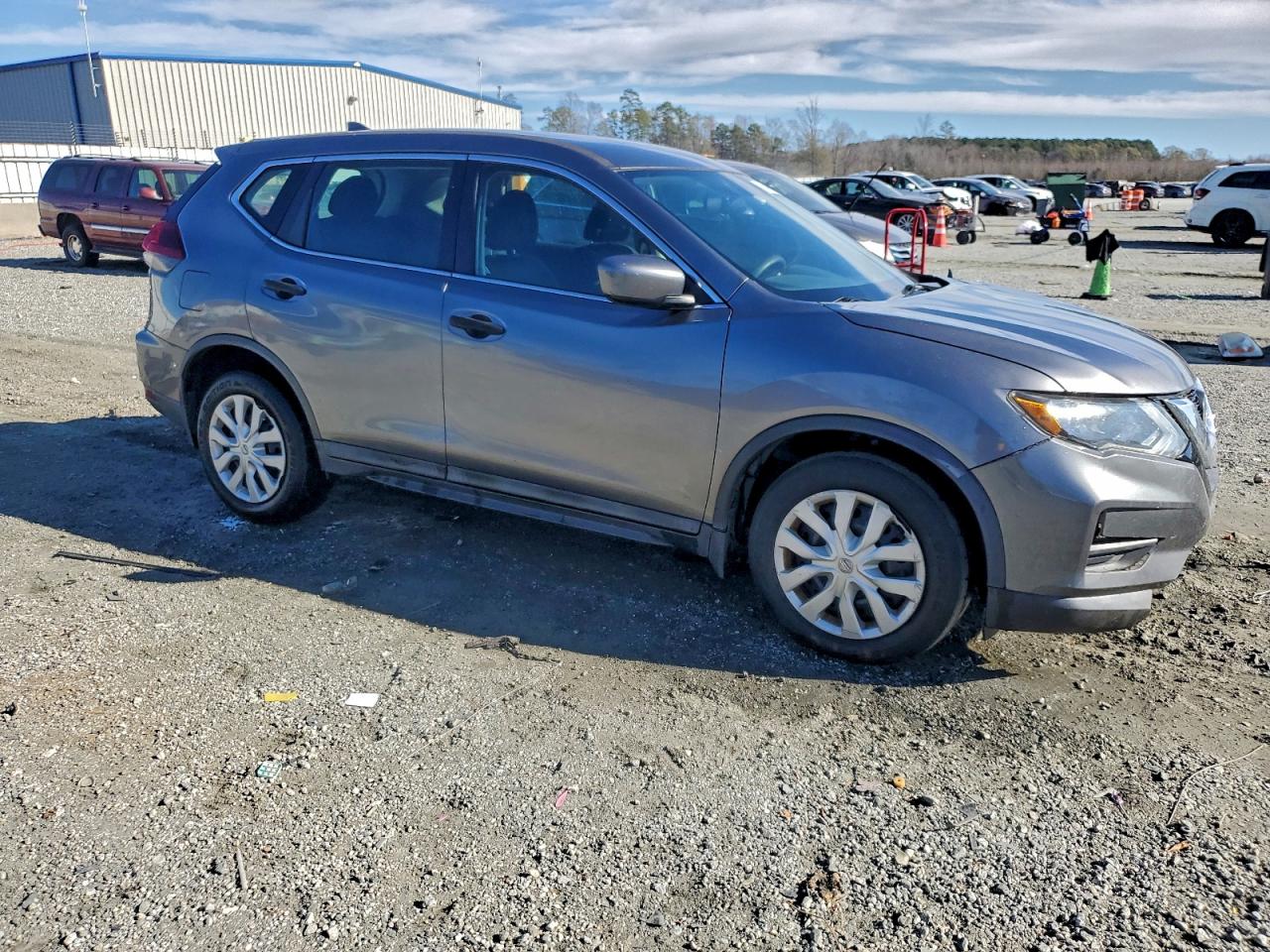 Nissan Rogue S