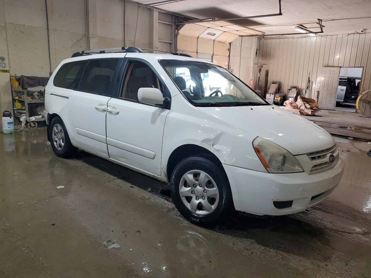 Kia Sedona Lx