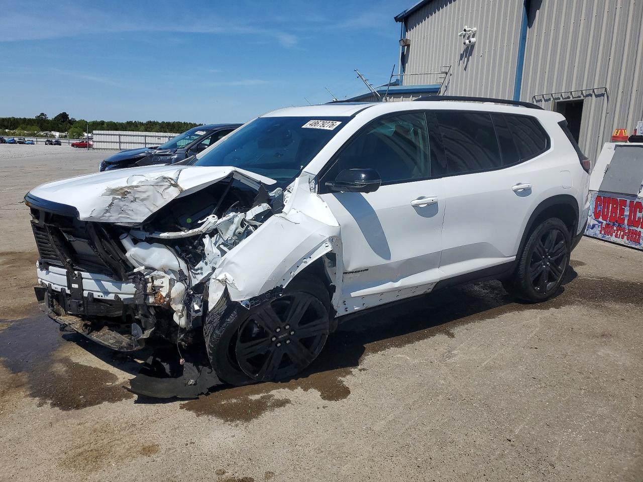 Salvage GMC Acadia Image