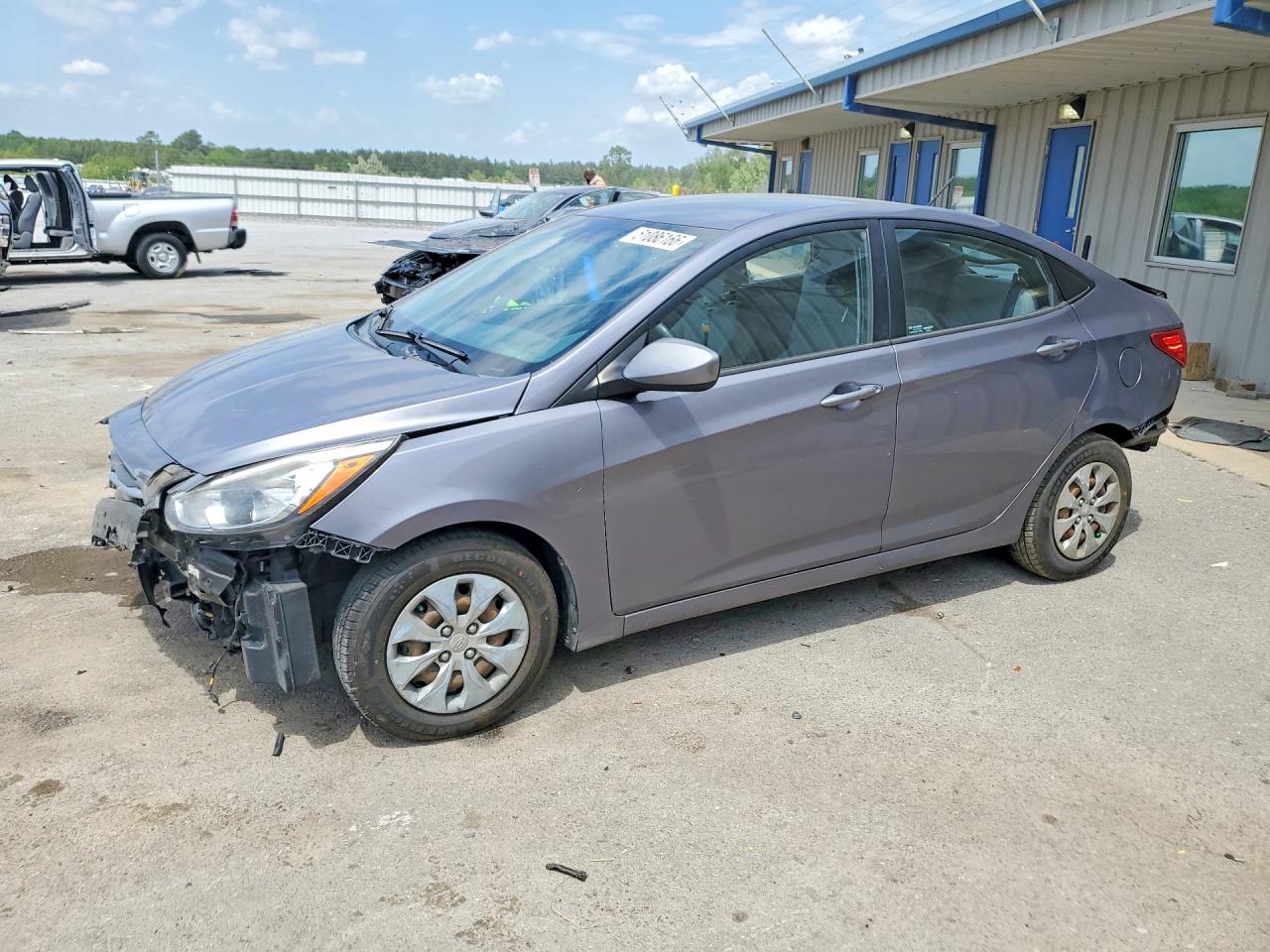 Salvage Hyundai ACCENT Image