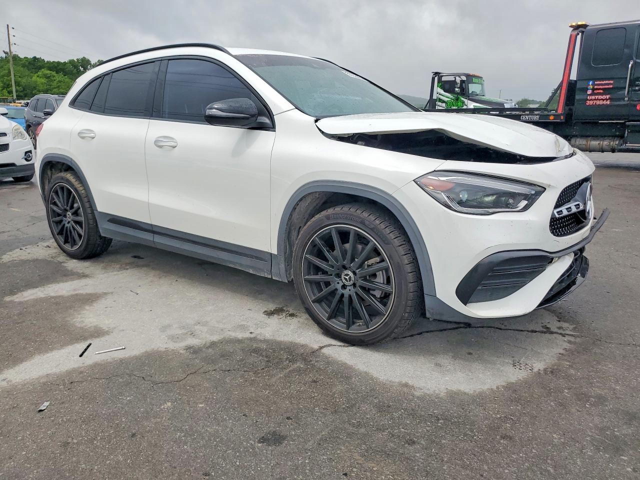 Mercedes-Benz GLA 250