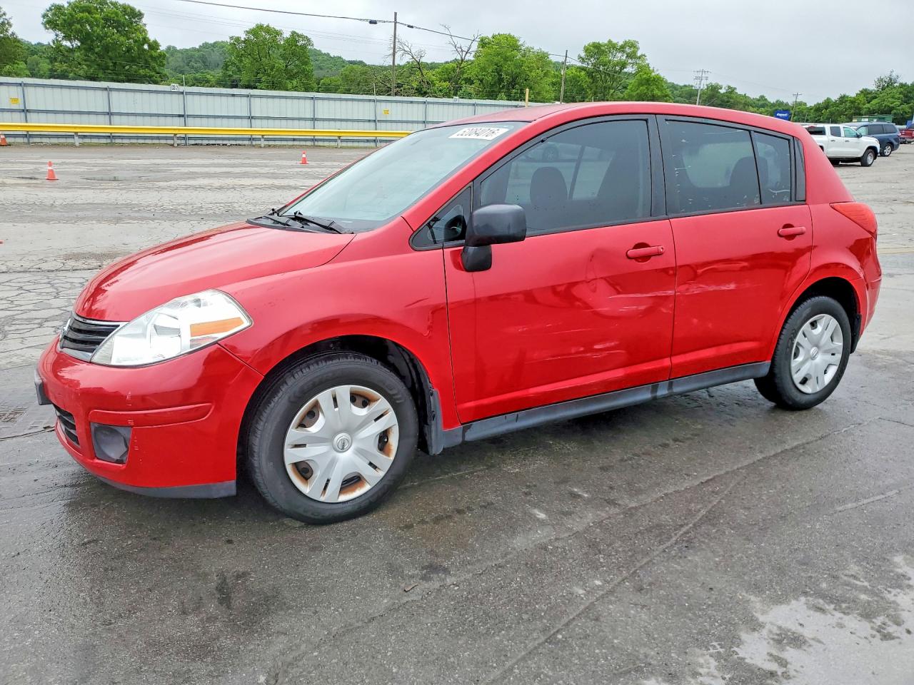 Salvage Nissan Versa Image