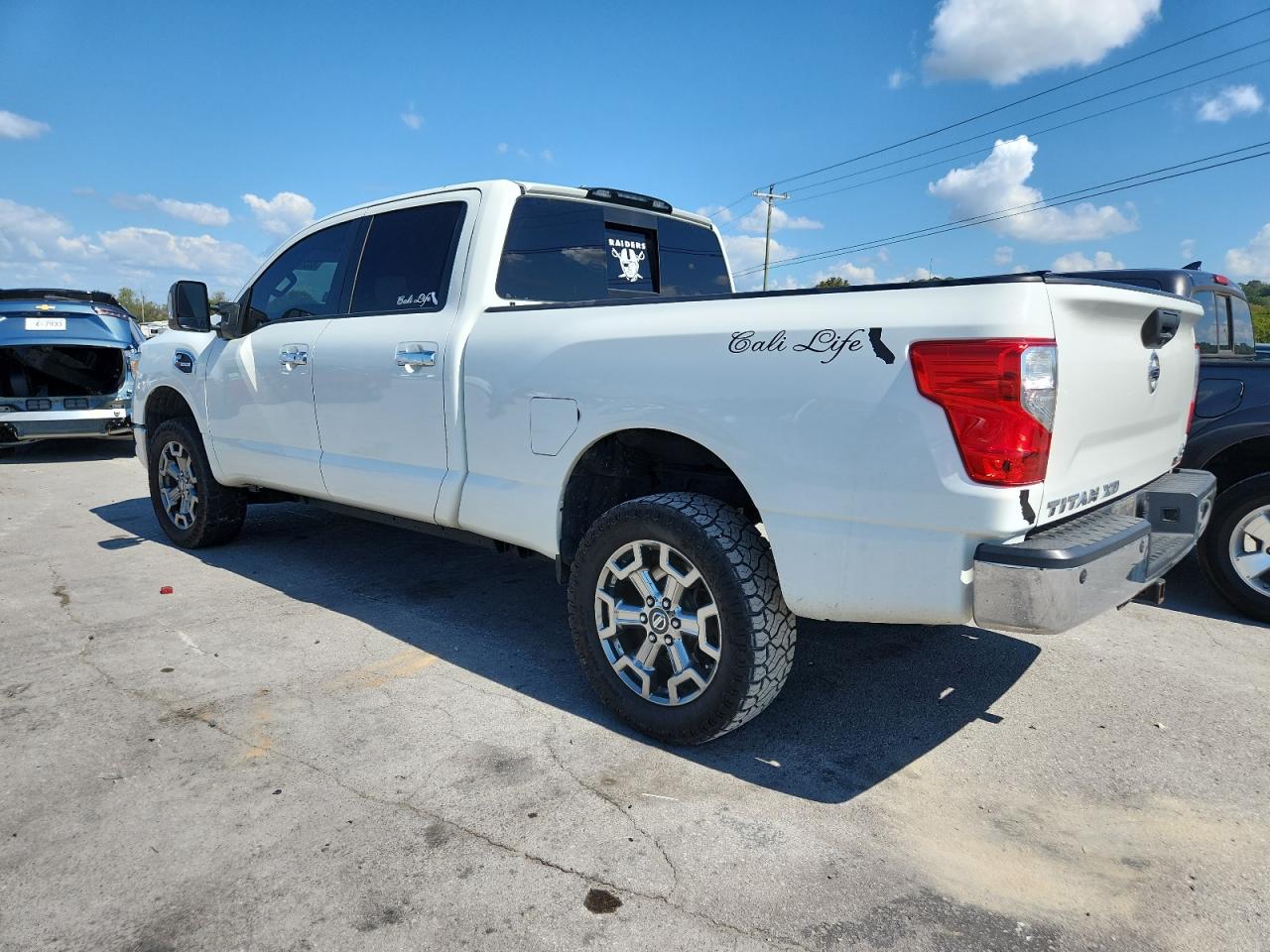 Nissan Titan Sl