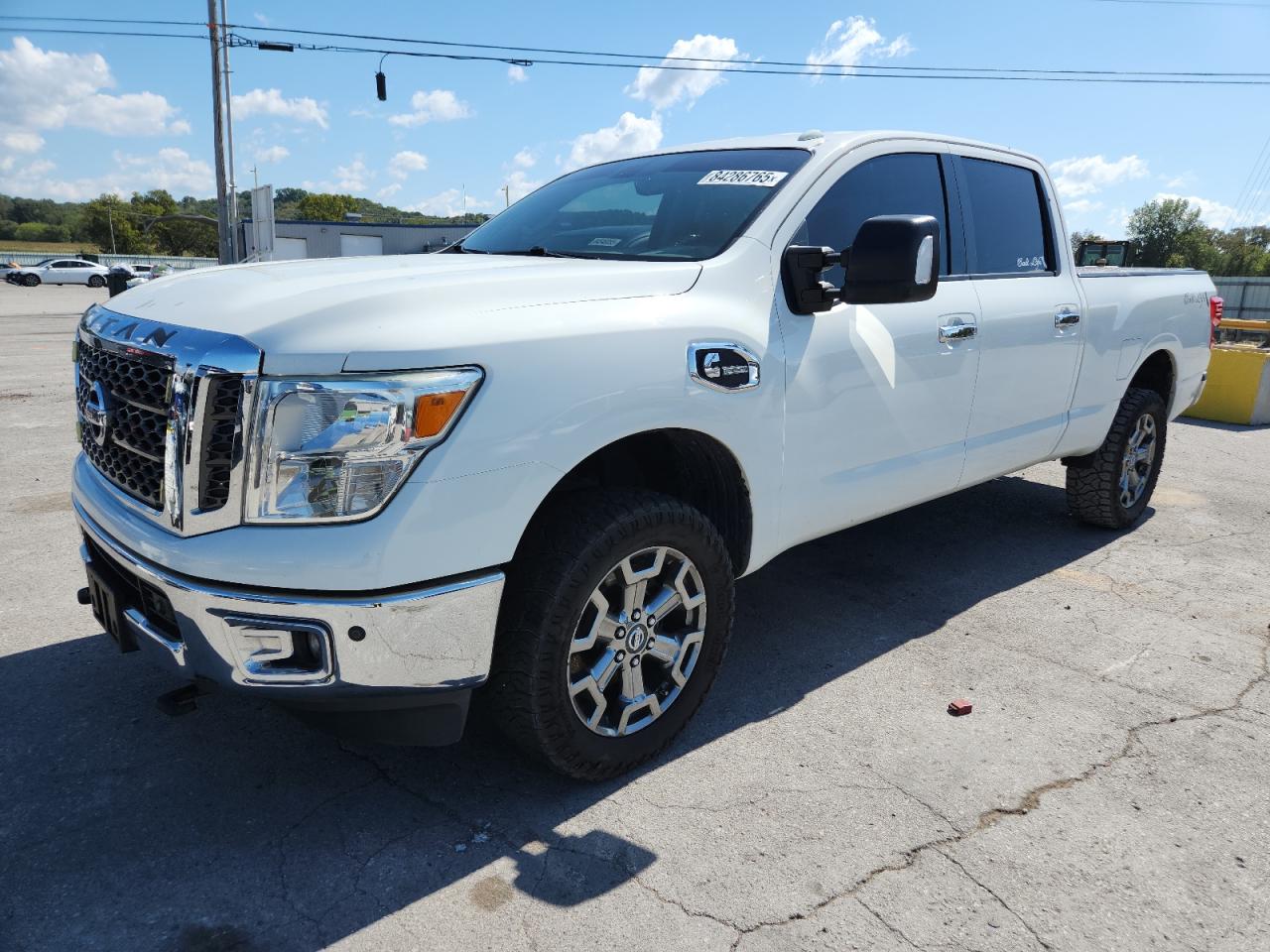 Salvage Nissan Titan Image
