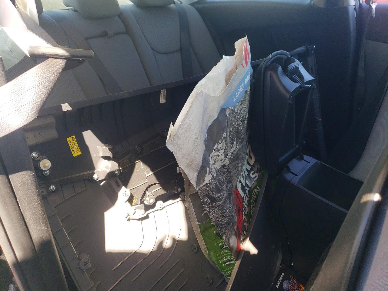 Hyundai ELANTRA Base