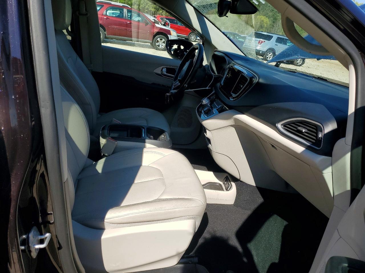 Chrysler Pacifica Hybrid Touring L