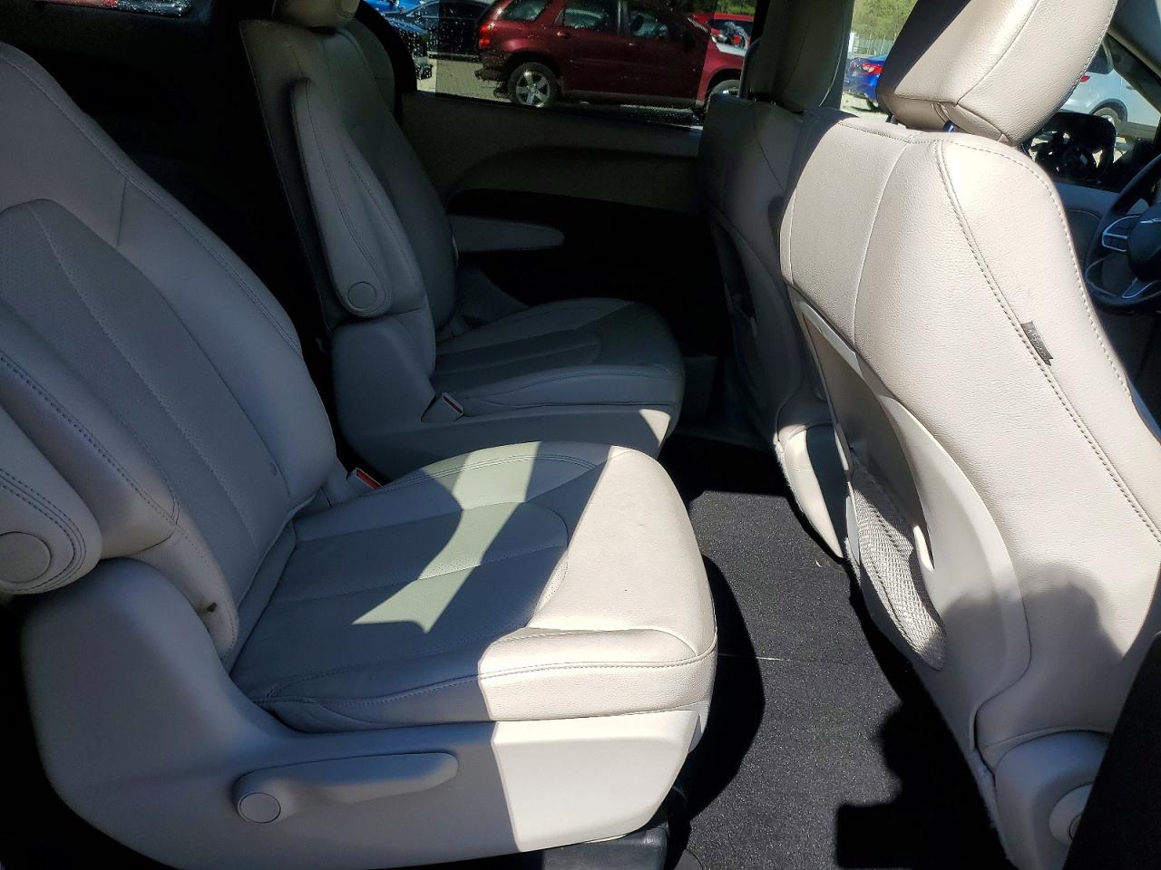 Chrysler Pacifica Hybrid Touring L