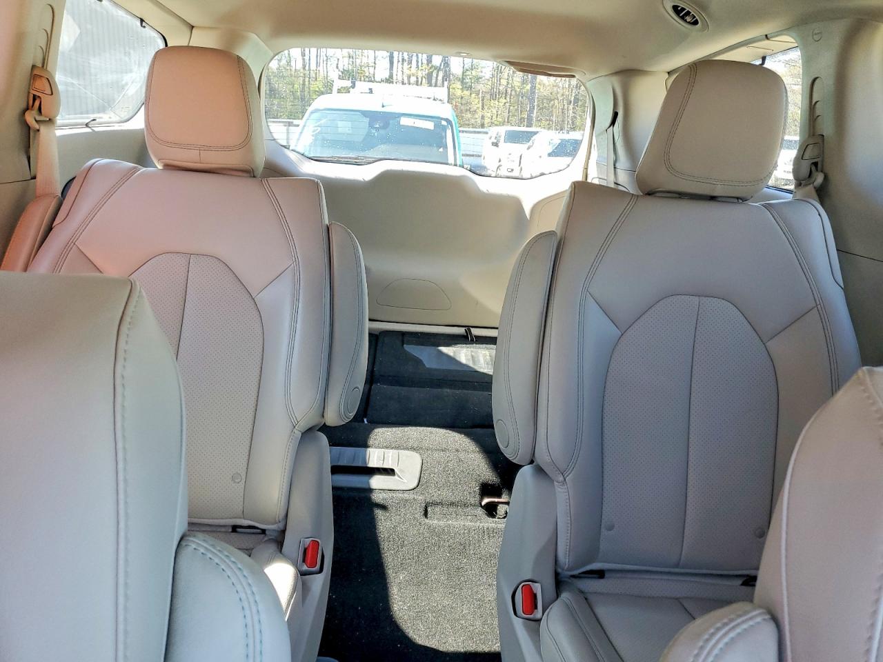 Chrysler Pacifica Hybrid Touring L