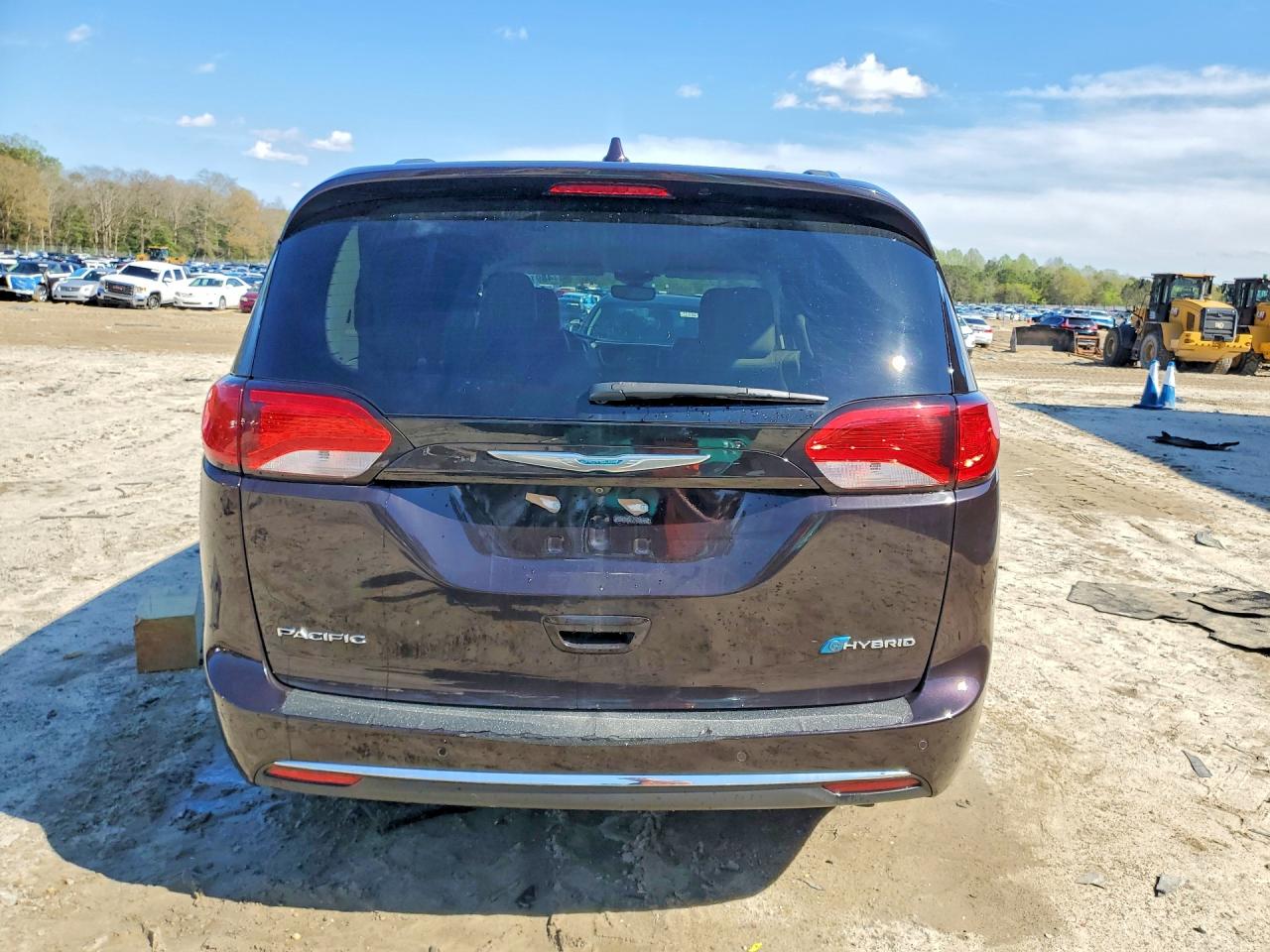 Chrysler Pacifica Hybrid Touring L