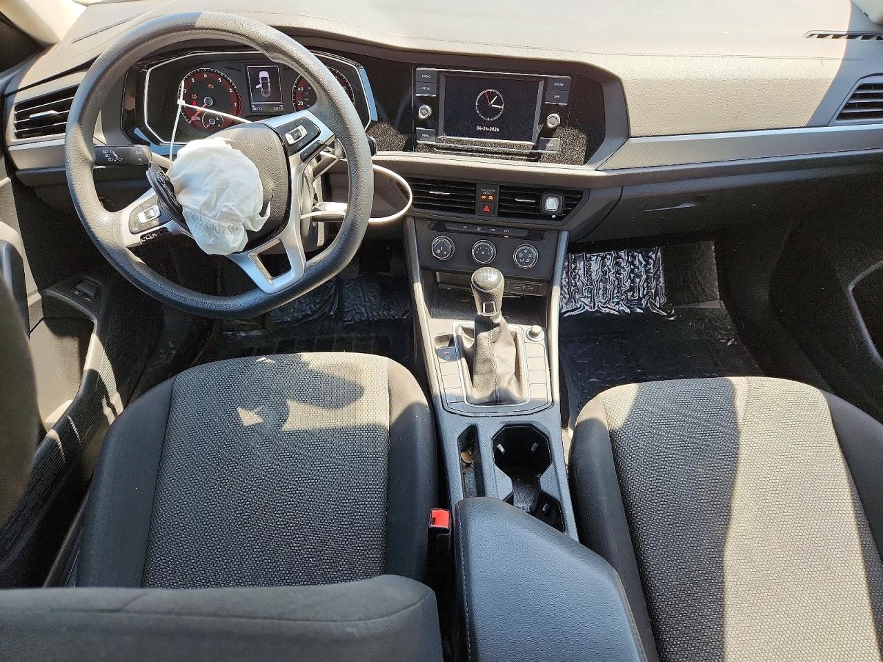 Volkswagen Jetta S