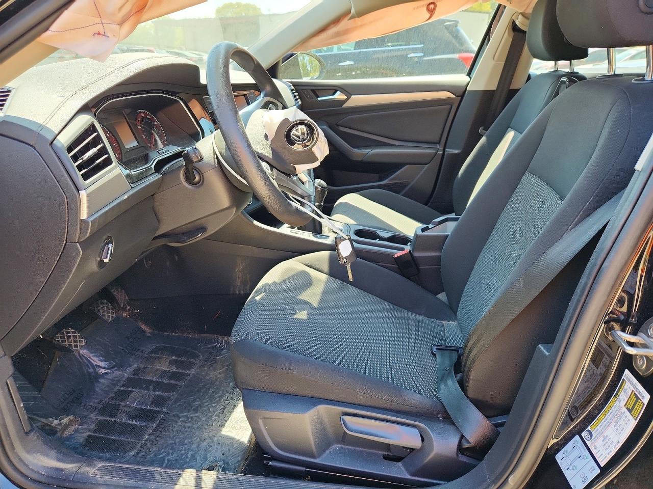 Volkswagen Jetta S