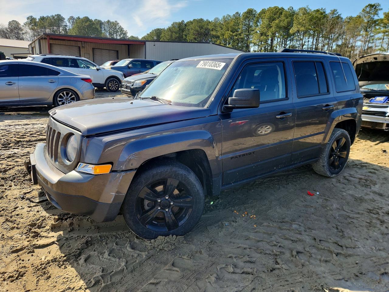 Salvage Jeep Patriot Image