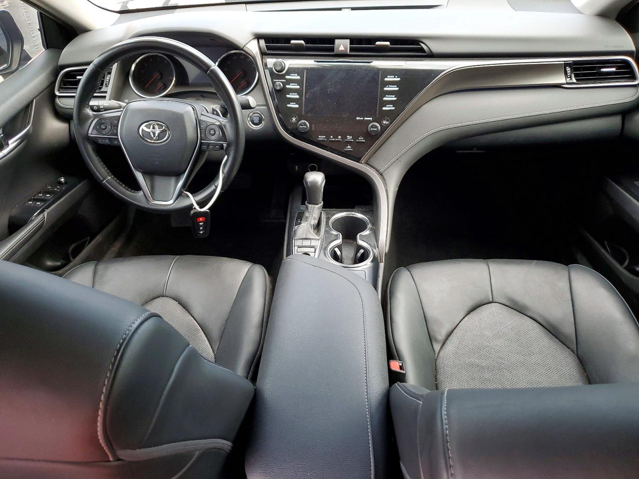 Toyota Camry Xse