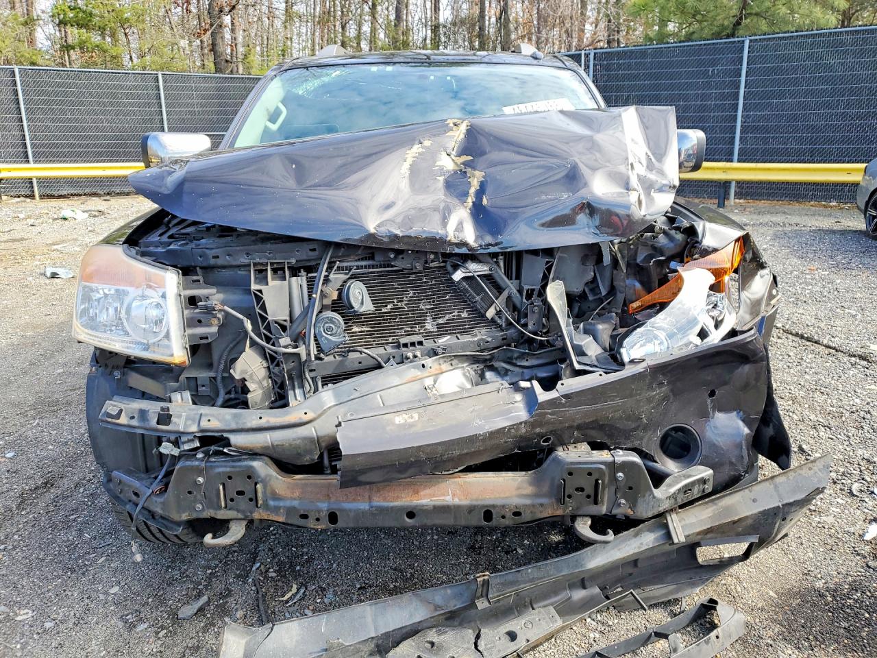 Nissan Armada Platinum