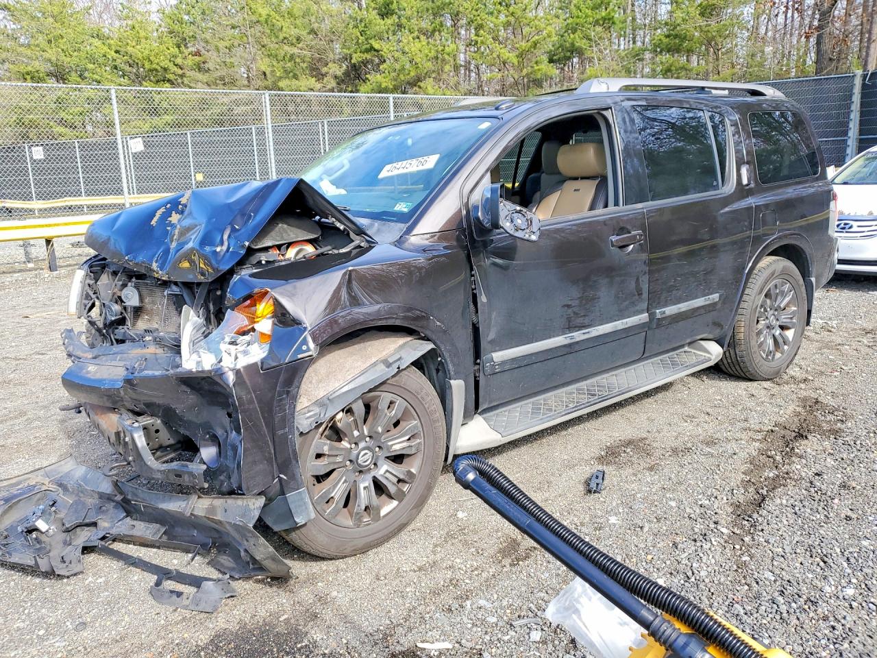 Salvage Nissan Armada Image