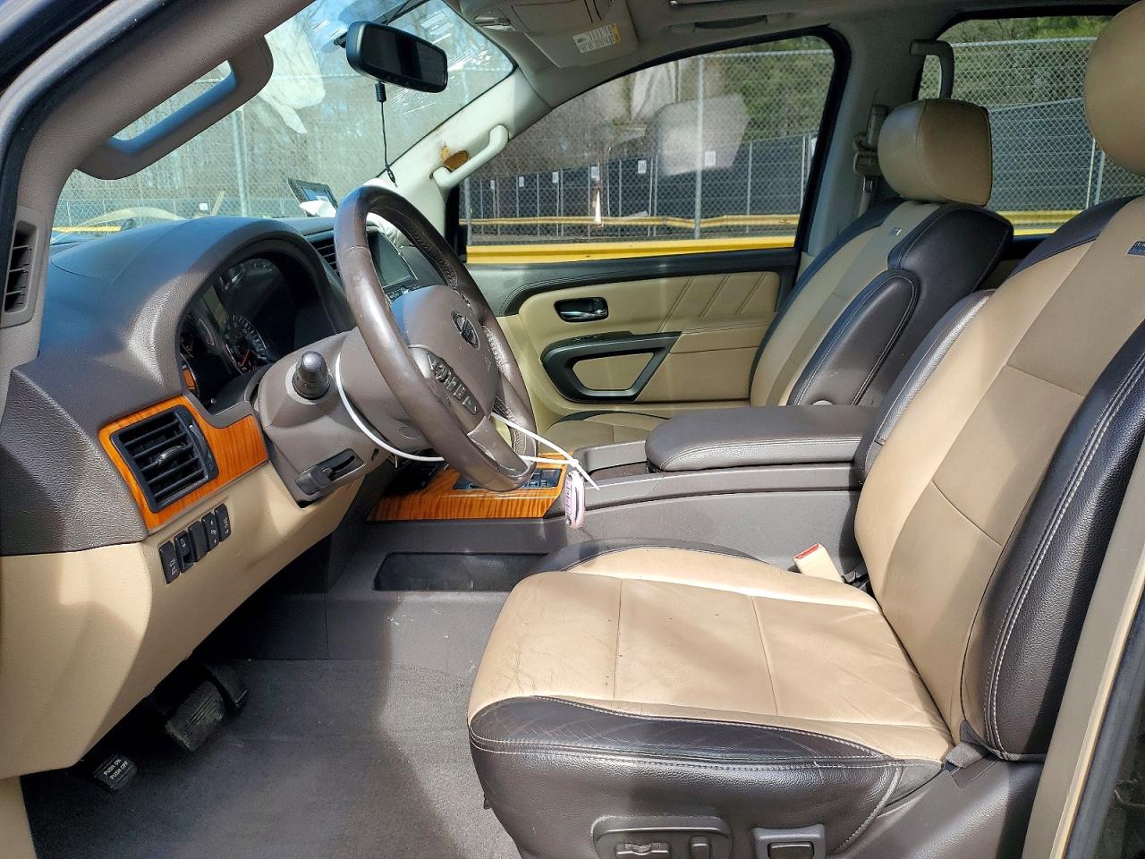 Nissan Armada Platinum