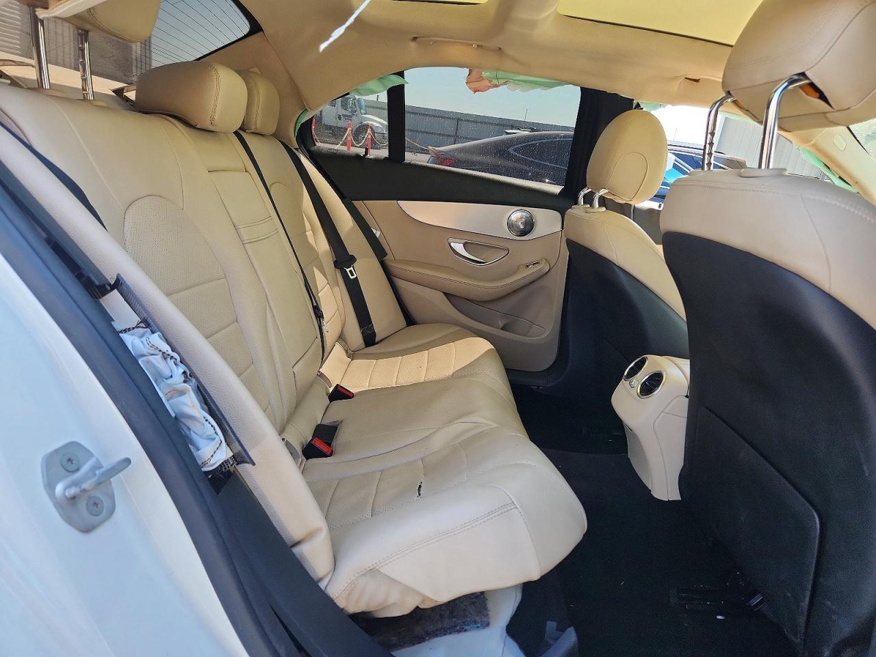 Mercedes-Benz C-Class 300