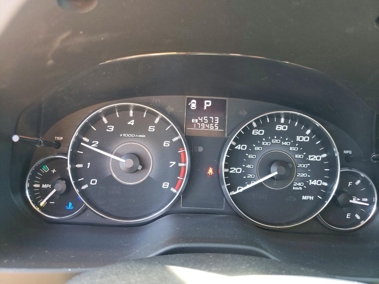 Subaru Legacy 2.5i