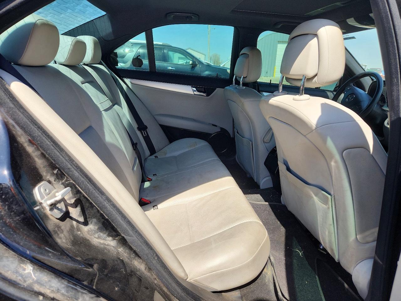 Mercedes-Benz C-Class 300
