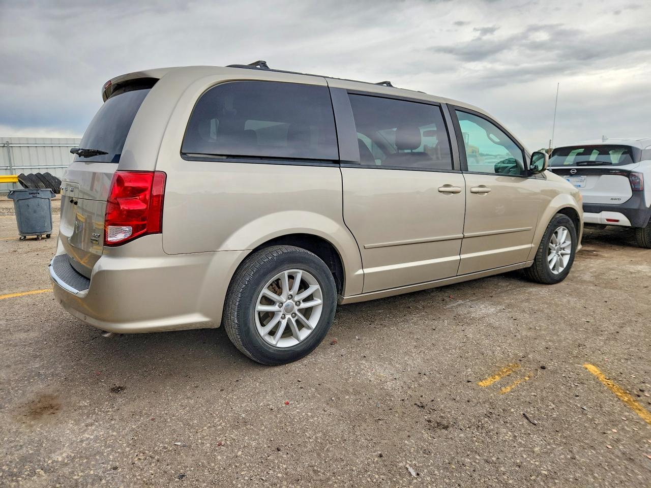 Dodge Caravan Sxt