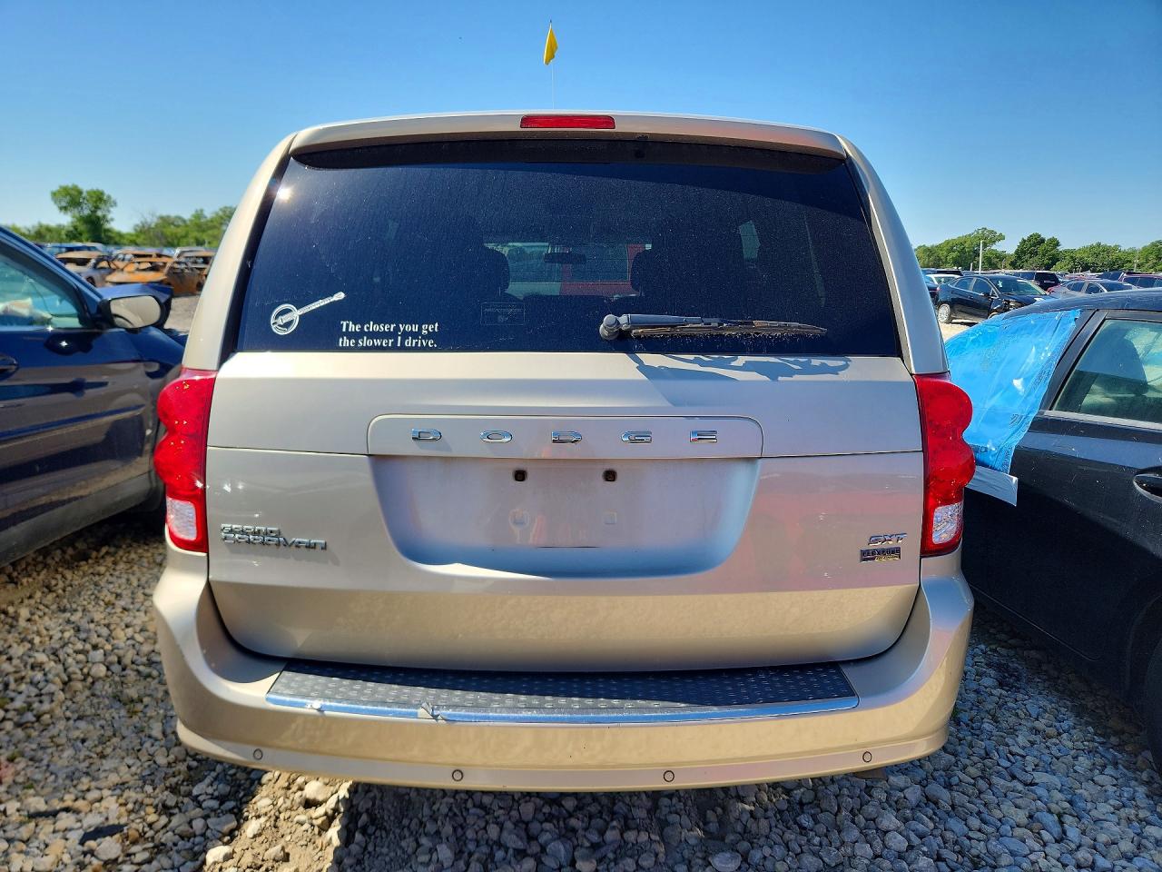 Dodge Caravan Sxt