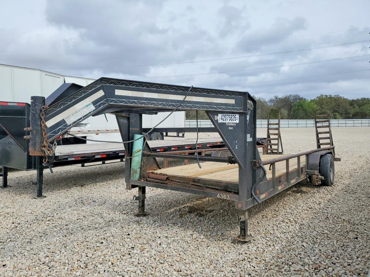 Lamar Trailers Other