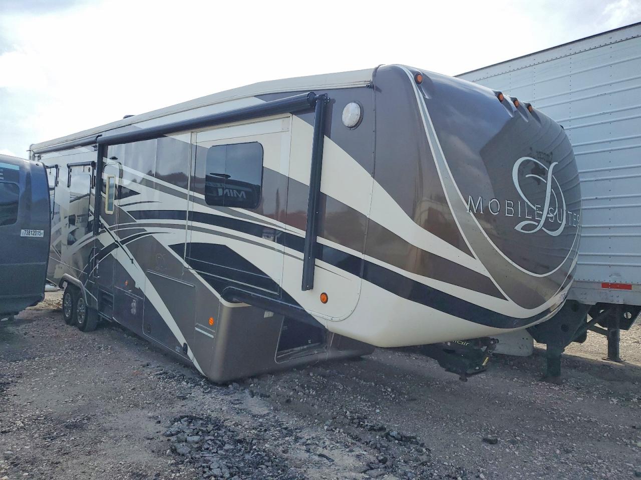 Salvage United Trailer Semi Trail Image