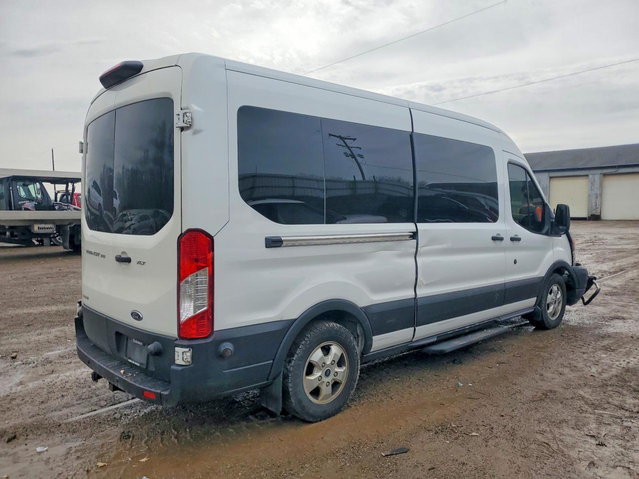 Ford Transit T-350