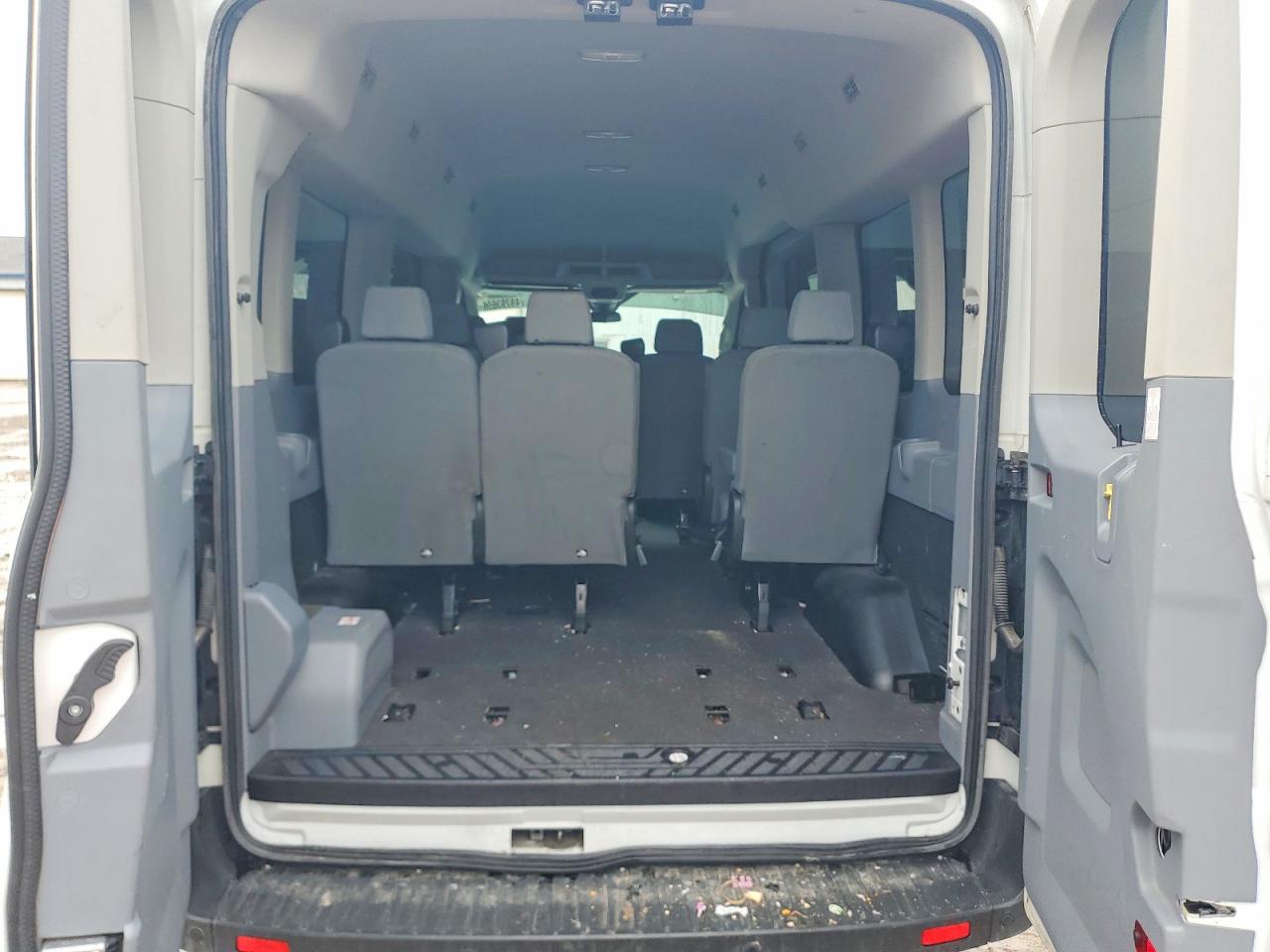 Ford Transit T-350
