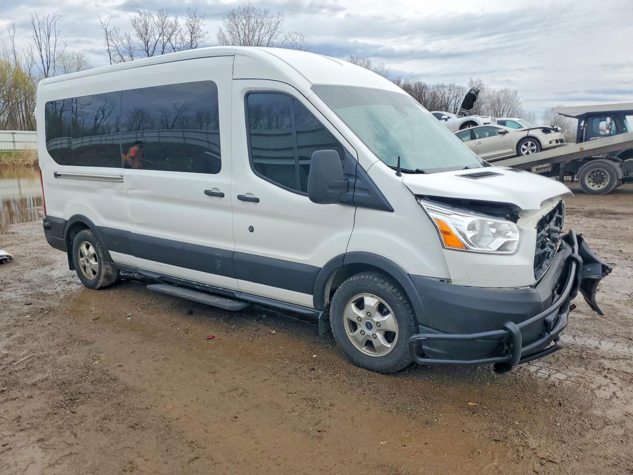Ford Transit T-350
