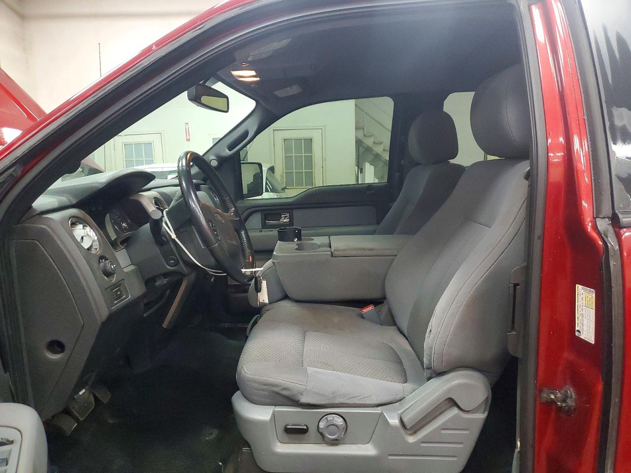 Ford F-150 Super Cab