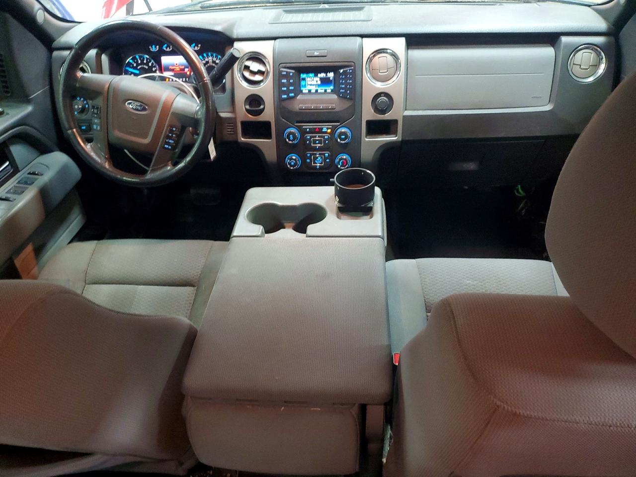Ford F-150 Super Cab