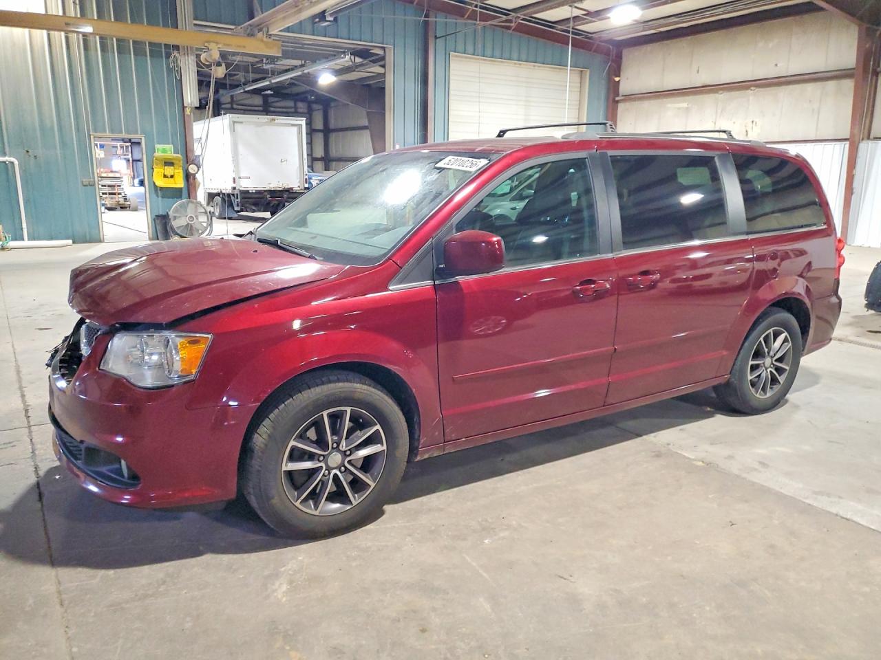 Salvage Dodge Caravan Image