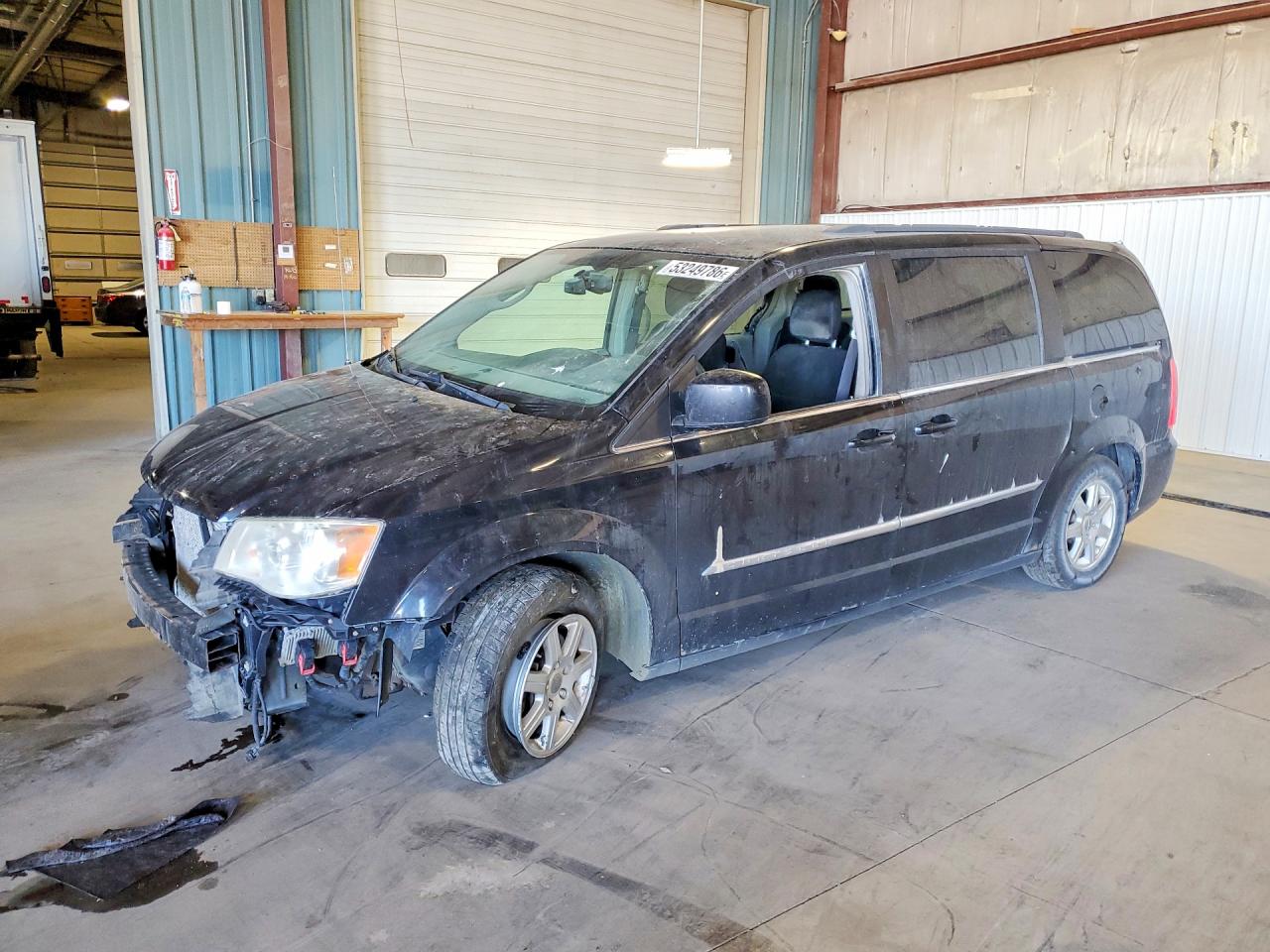 Salvage Chrysler Minivan Image
