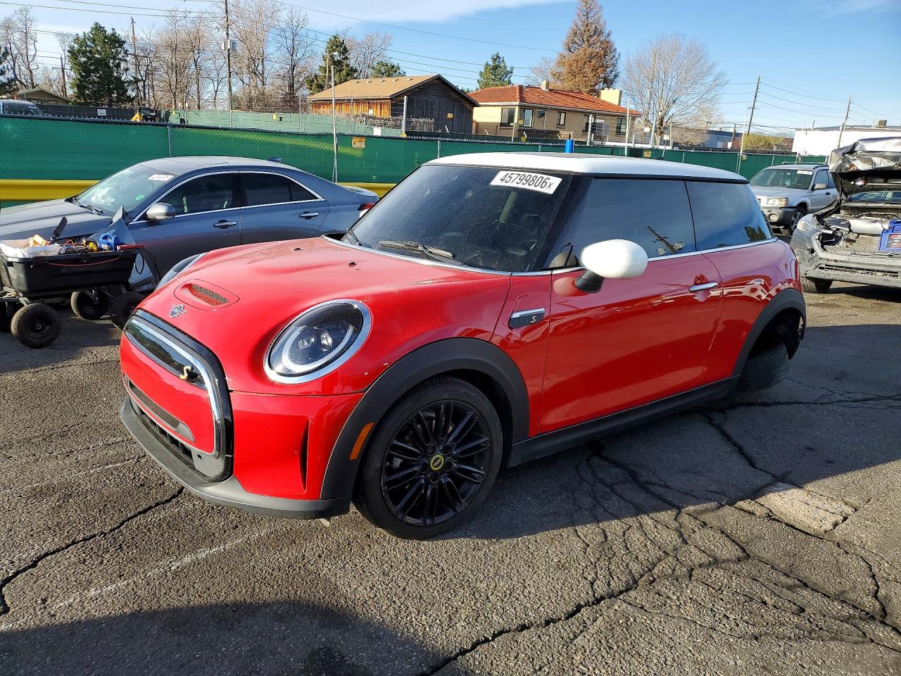 Salvage MINI Cooper Image