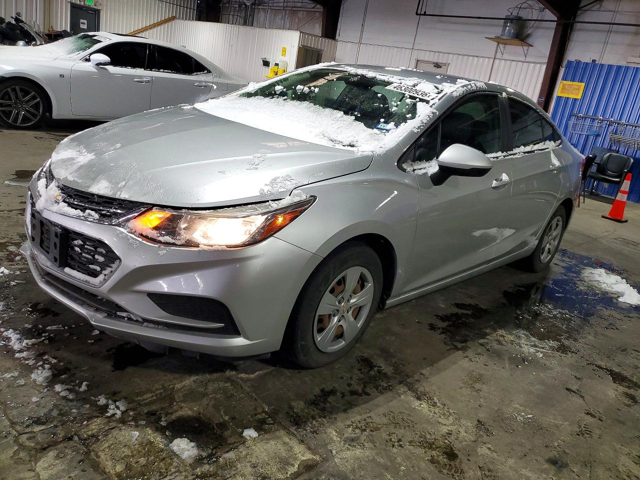 Salvage Chevrolet Cruze Image