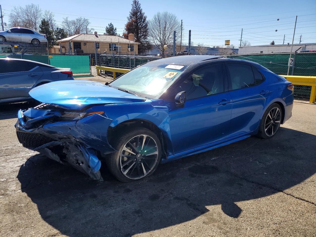 Salvage Toyota Camry Image