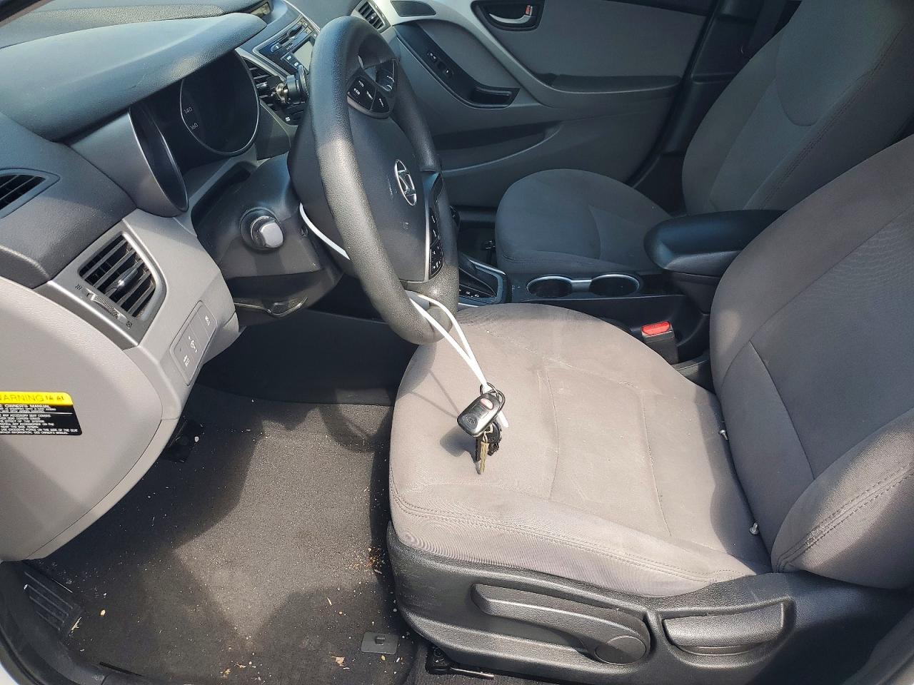 Hyundai ELANTRA Se