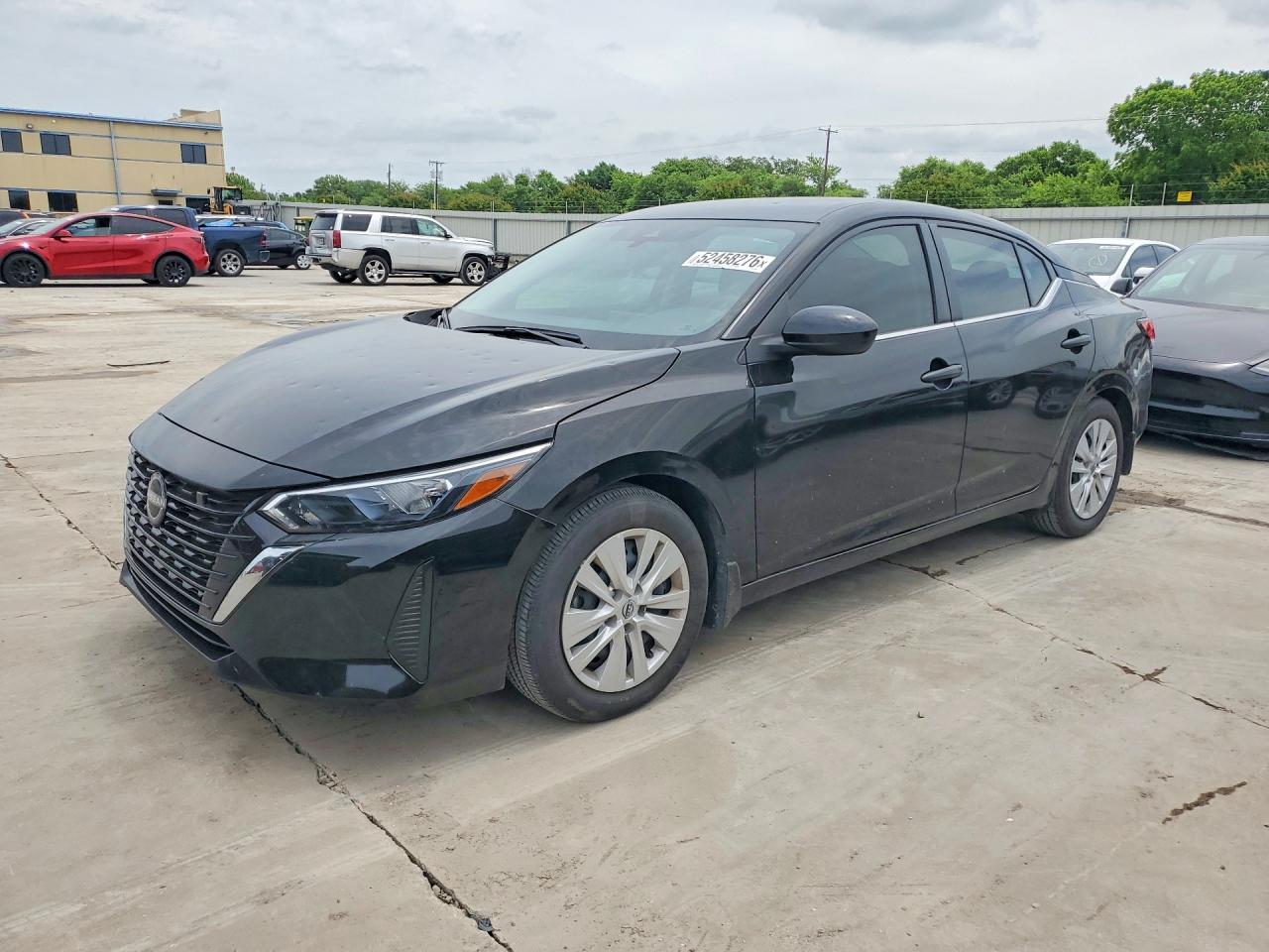 Salvage Nissan Sentra Image