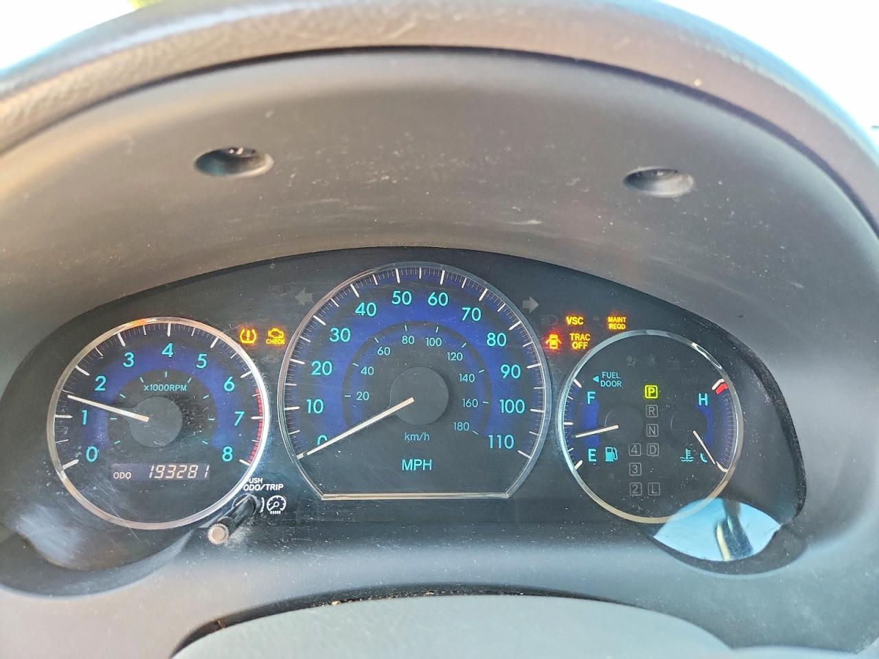 Toyota Sienna Le 8-passenger