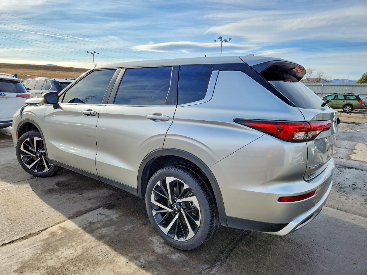 Mitsubishi Outlander Se