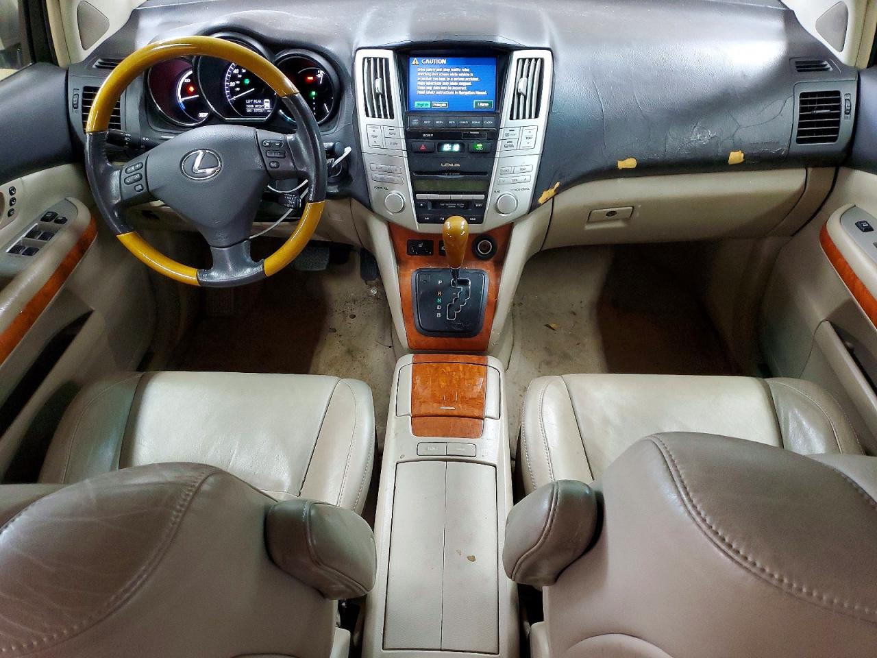 Lexus RX Base