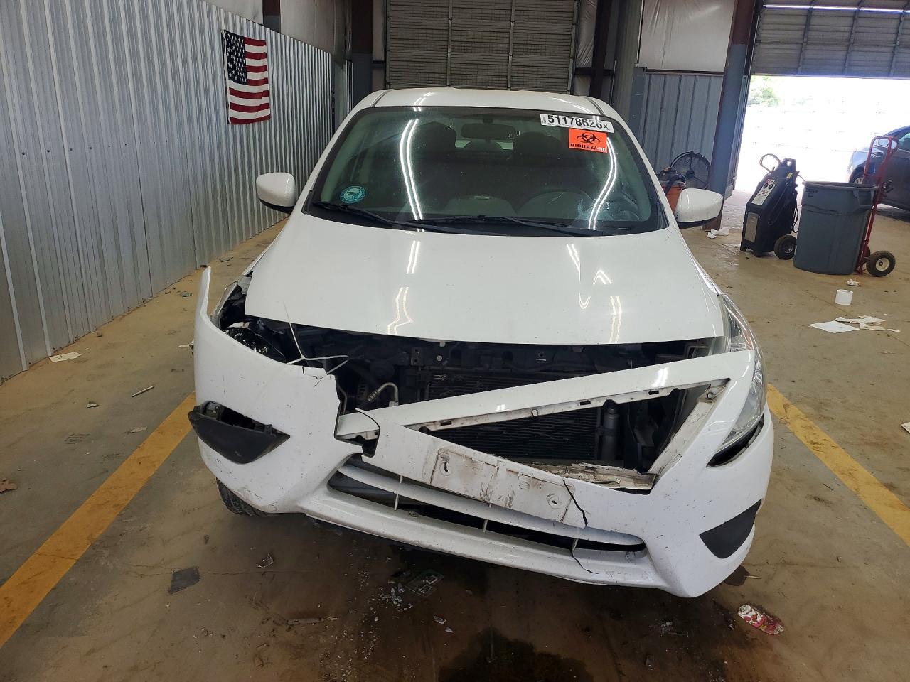 Nissan Versa 1.6 S