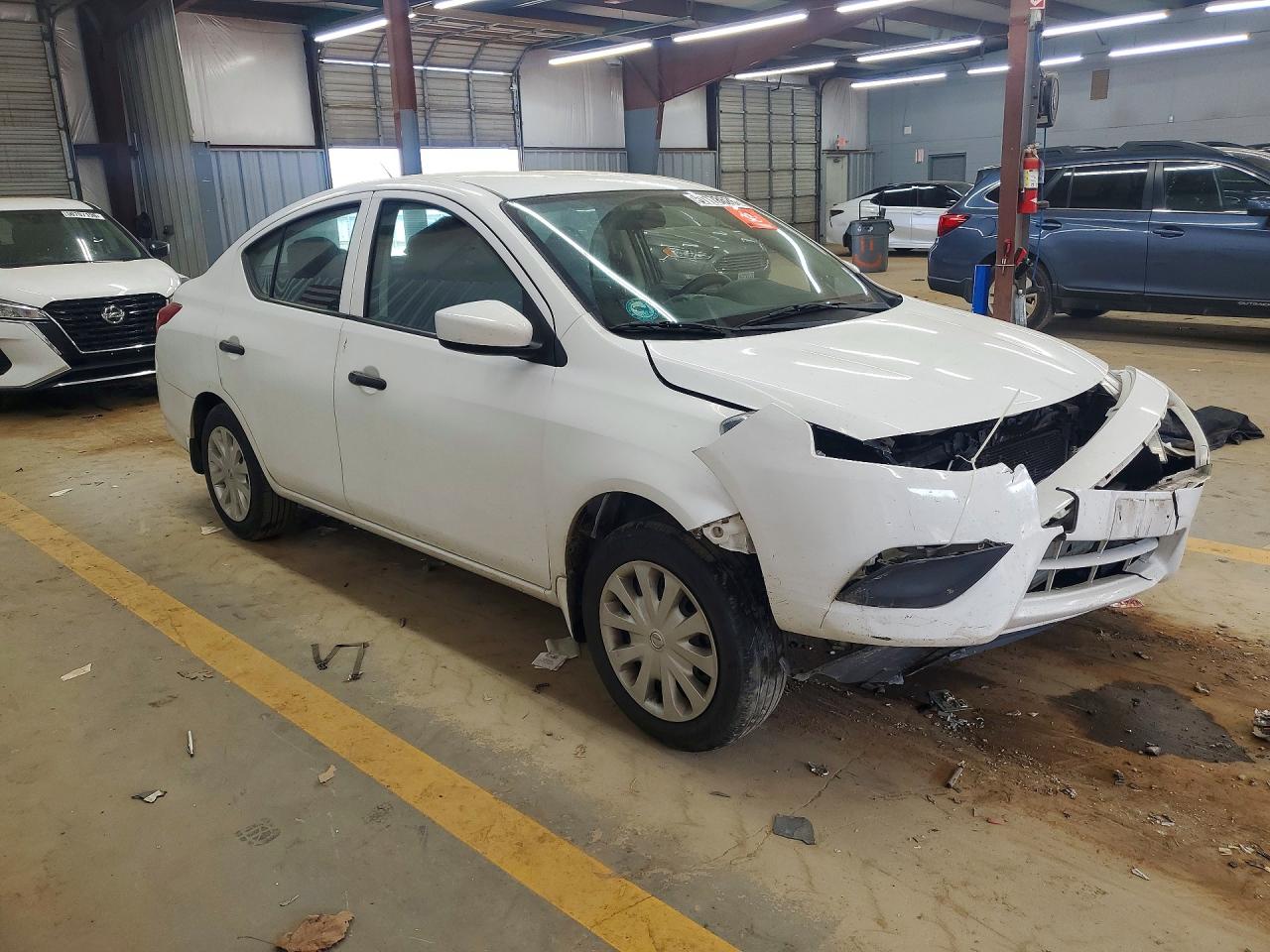 Nissan Versa 1.6 S