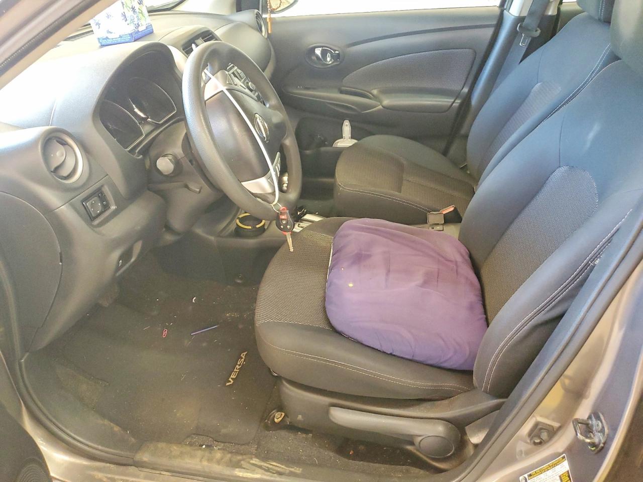 Nissan Versa 1.6 Sv