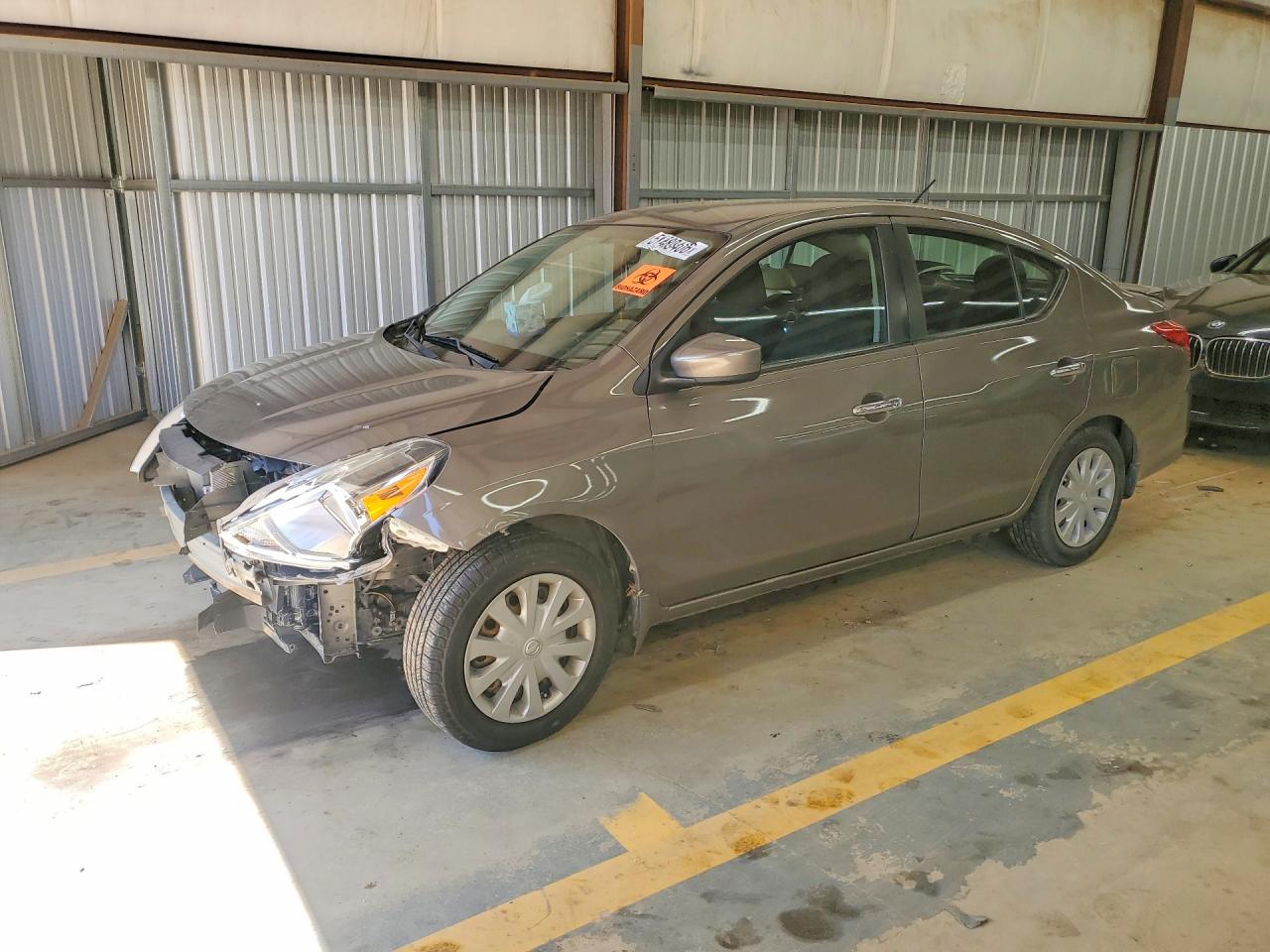 Salvage Nissan Versa Image